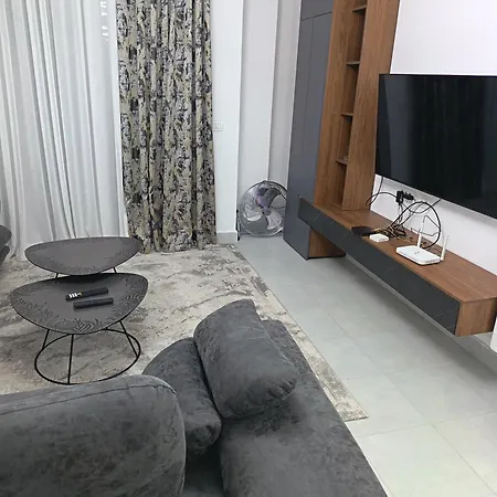 Dianahome2 * ティラナ